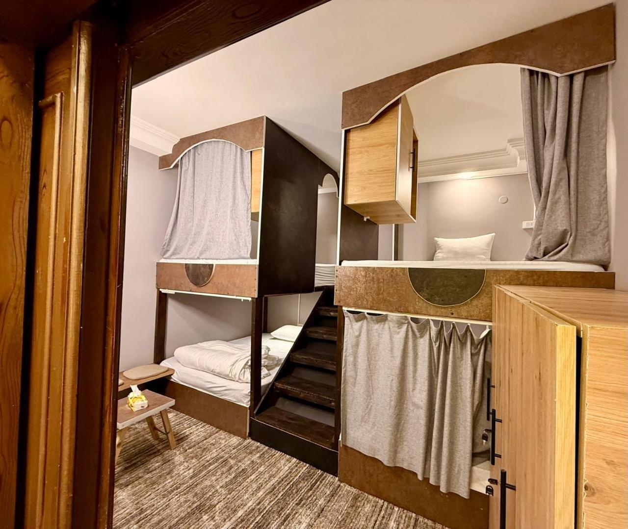 Beit Ahlan Hotel Amman Ngoại thất bức ảnh