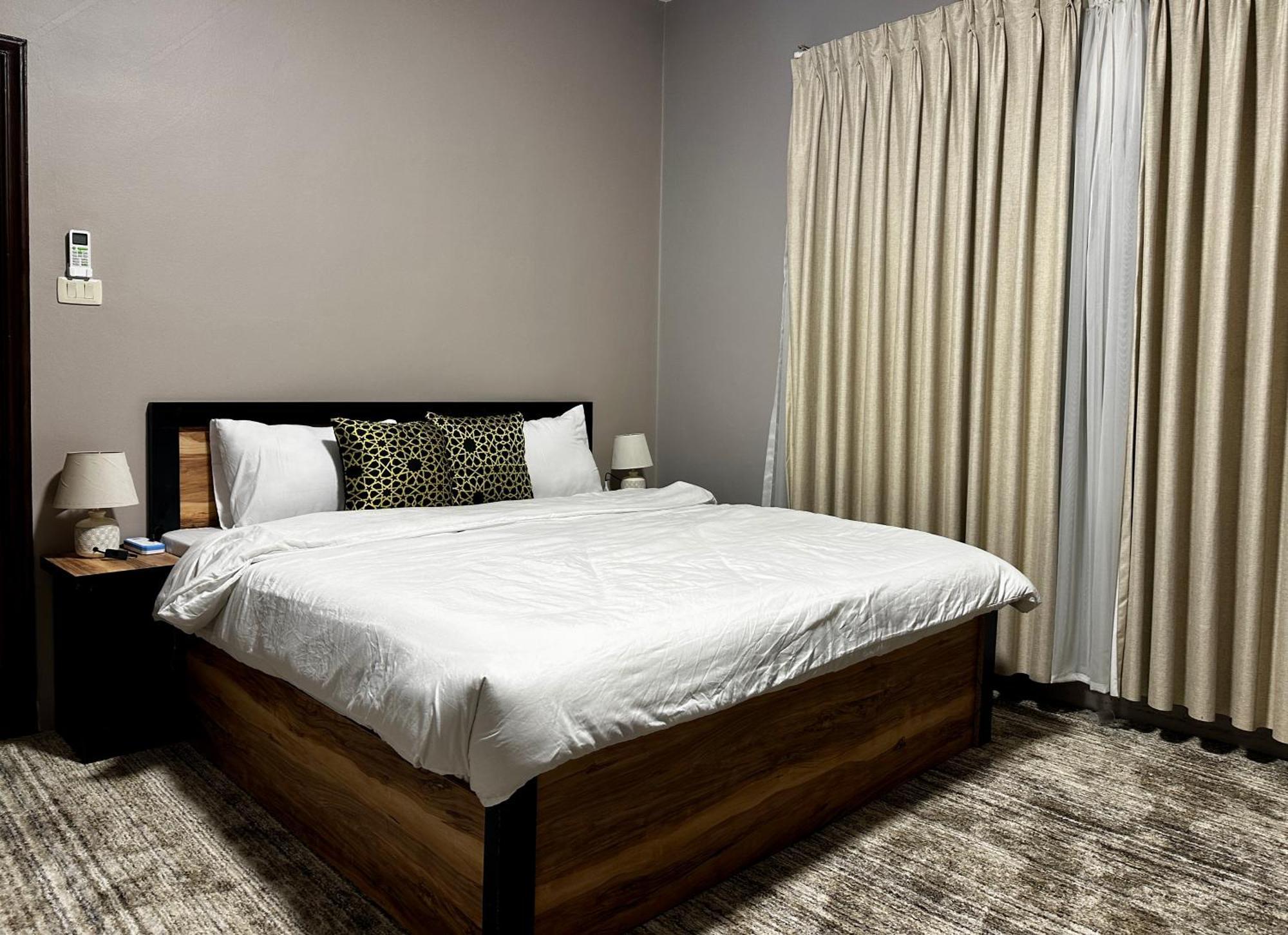 Beit Ahlan Hotel Amman Ngoại thất bức ảnh