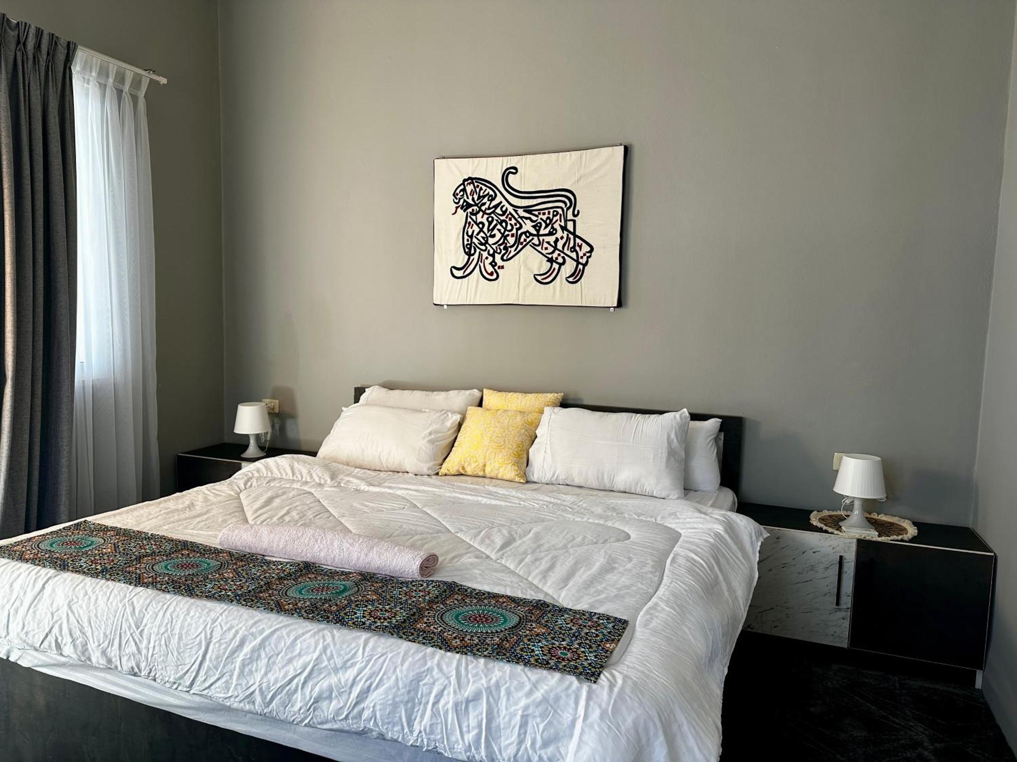 Beit Ahlan Hotel Amman Ngoại thất bức ảnh