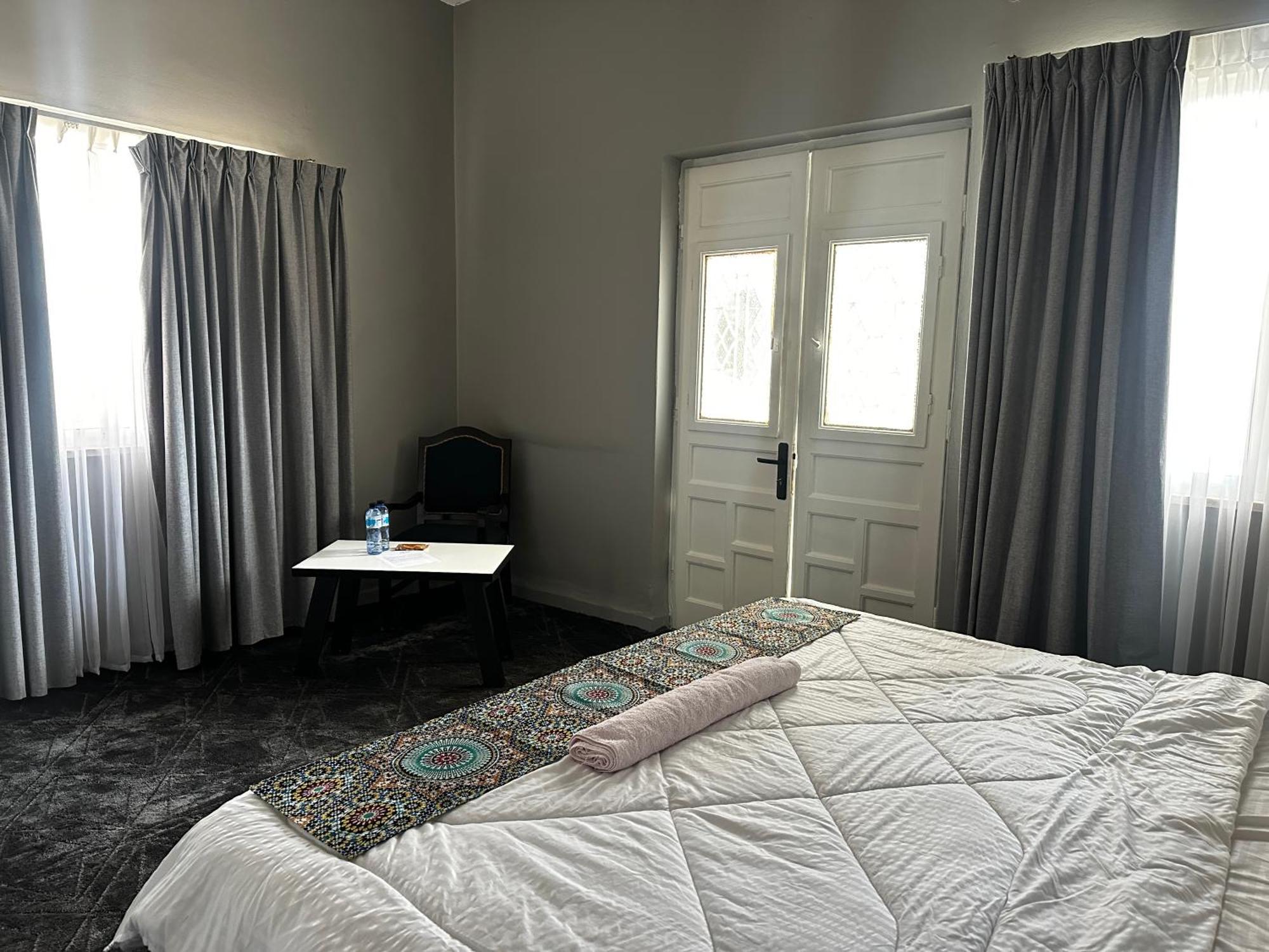 Beit Ahlan Hotel Amman Ngoại thất bức ảnh