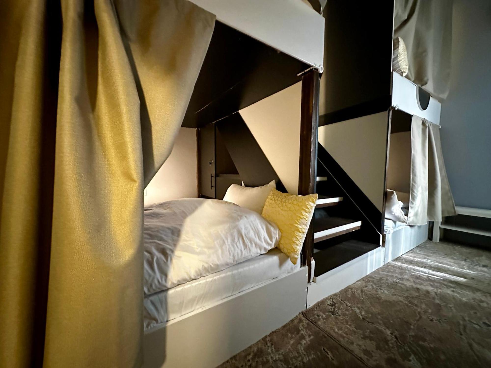Beit Ahlan Hotel Amman Ngoại thất bức ảnh