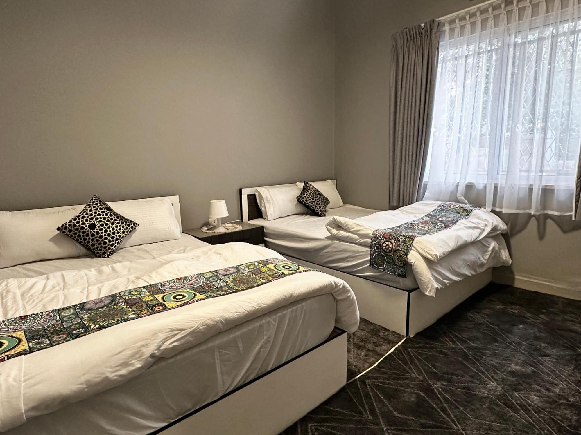 Beit Ahlan Hotel Amman Ngoại thất bức ảnh
