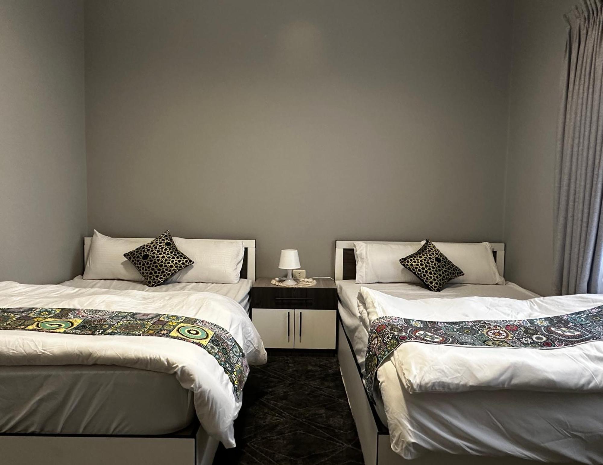 Beit Ahlan Hotel Amman Ngoại thất bức ảnh