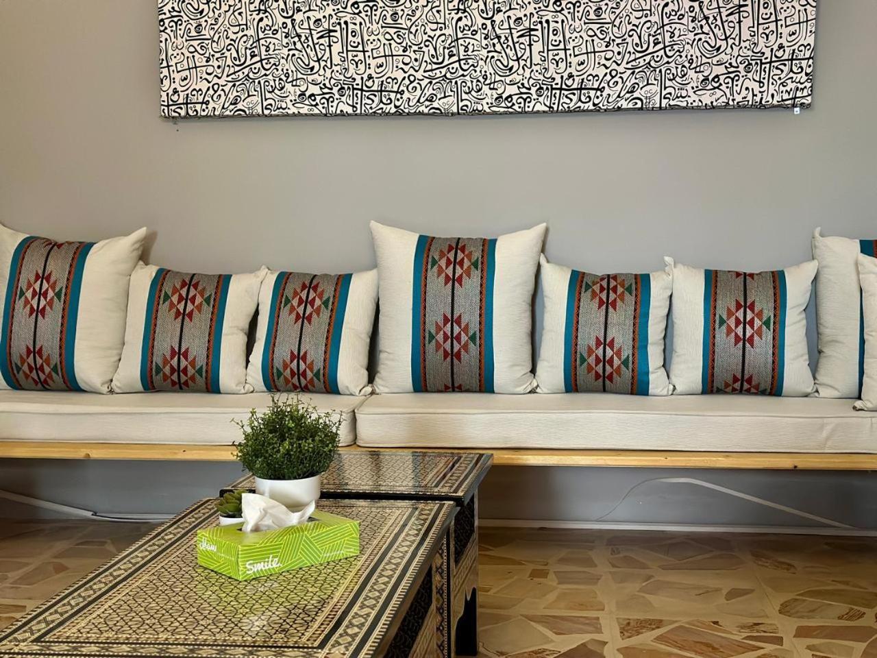 Beit Ahlan Hotel Amman Ngoại thất bức ảnh